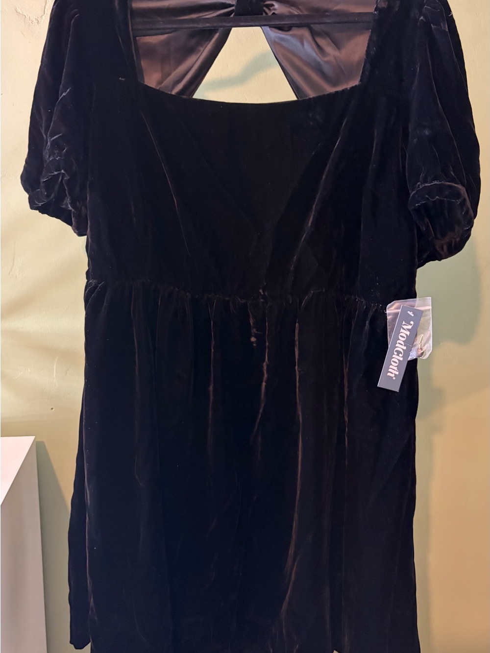 ModCloth Black Velvet Puff Sleeve Girls' Dress